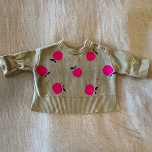 Baby GAP green sweater with apple pattern
